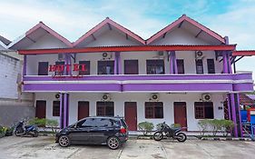 SPOT ON 3978 Hotel Danau Indah